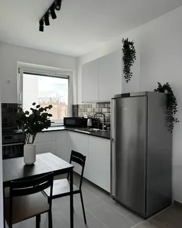 Newtranquil Near Corvin Apartament *
