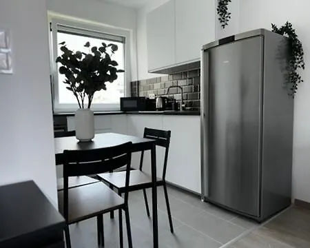 Newtranquil Near Corvin Budapest